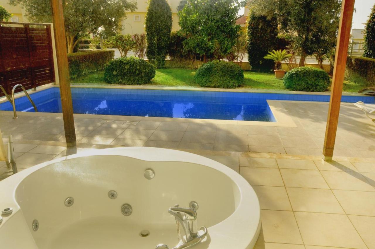 Babylon Luxury Villa With Private Pool And Indoor Heated Pool Side Zewnętrze zdjęcie