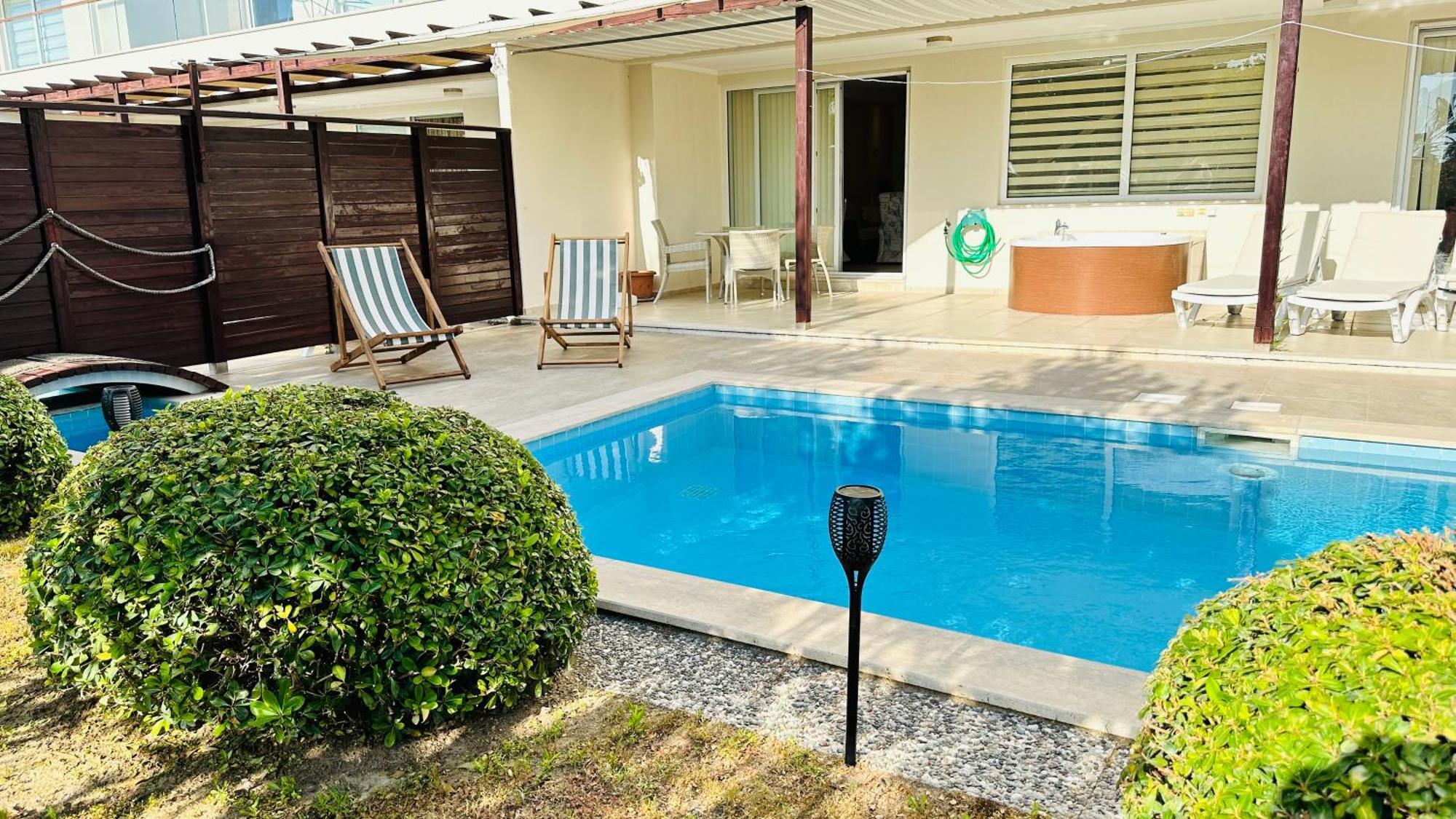 Babylon Luxury Villa With Private Pool And Indoor Heated Pool Side Zewnętrze zdjęcie