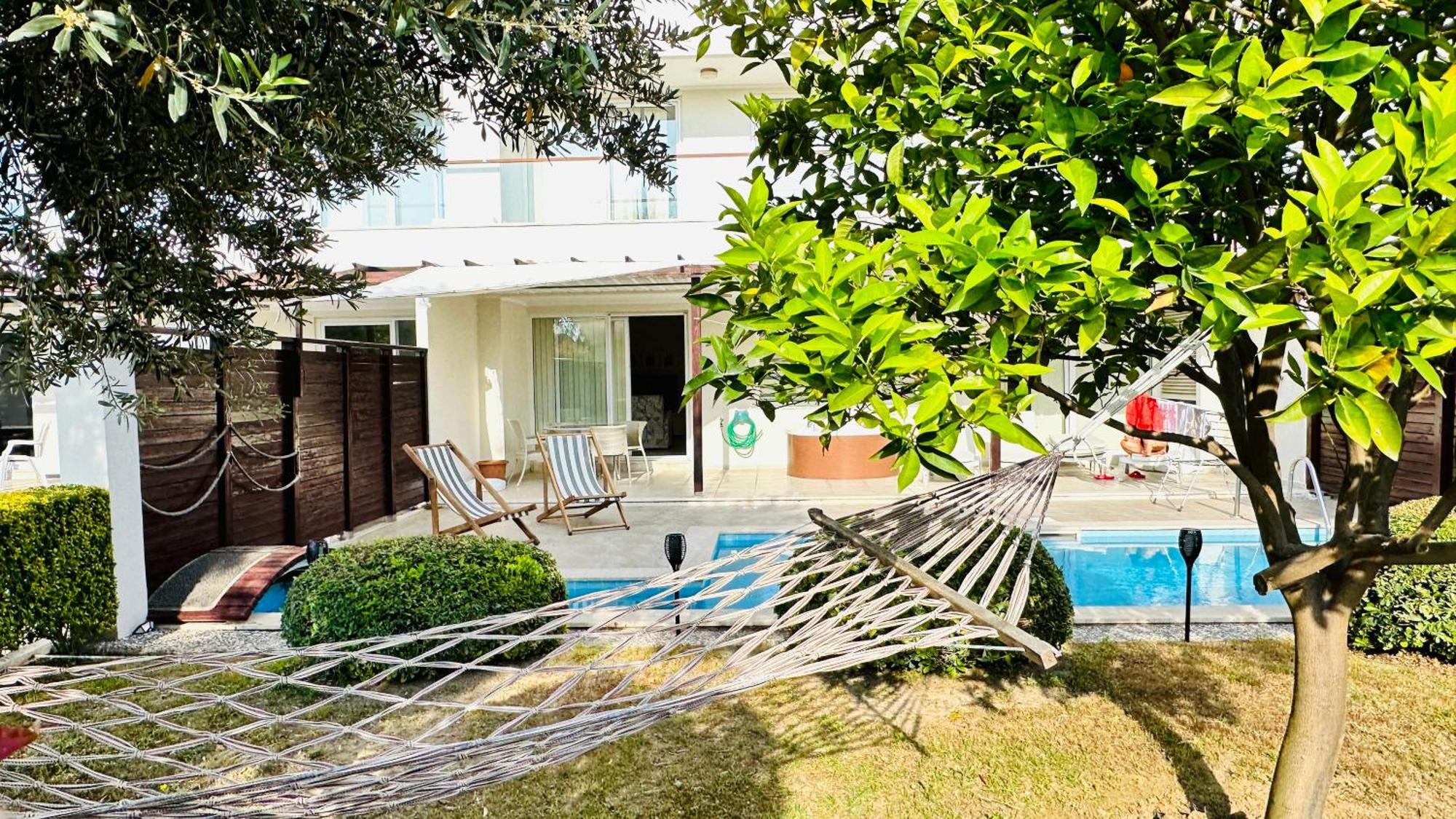 Babylon Luxury Villa With Private Pool And Indoor Heated Pool Side Zewnętrze zdjęcie
